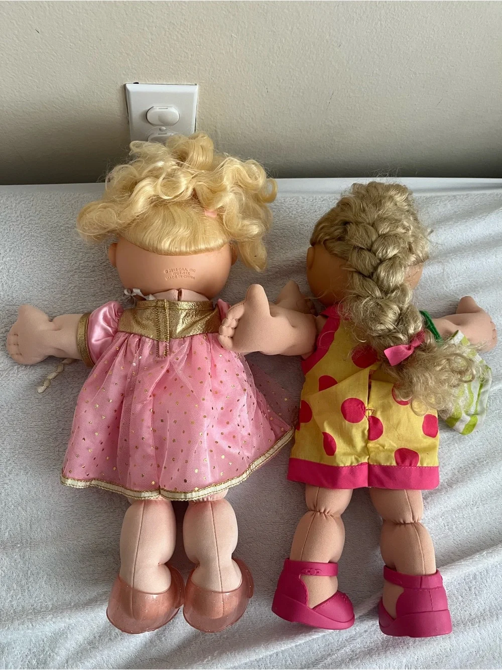 Cabbage patch kids dolls lot